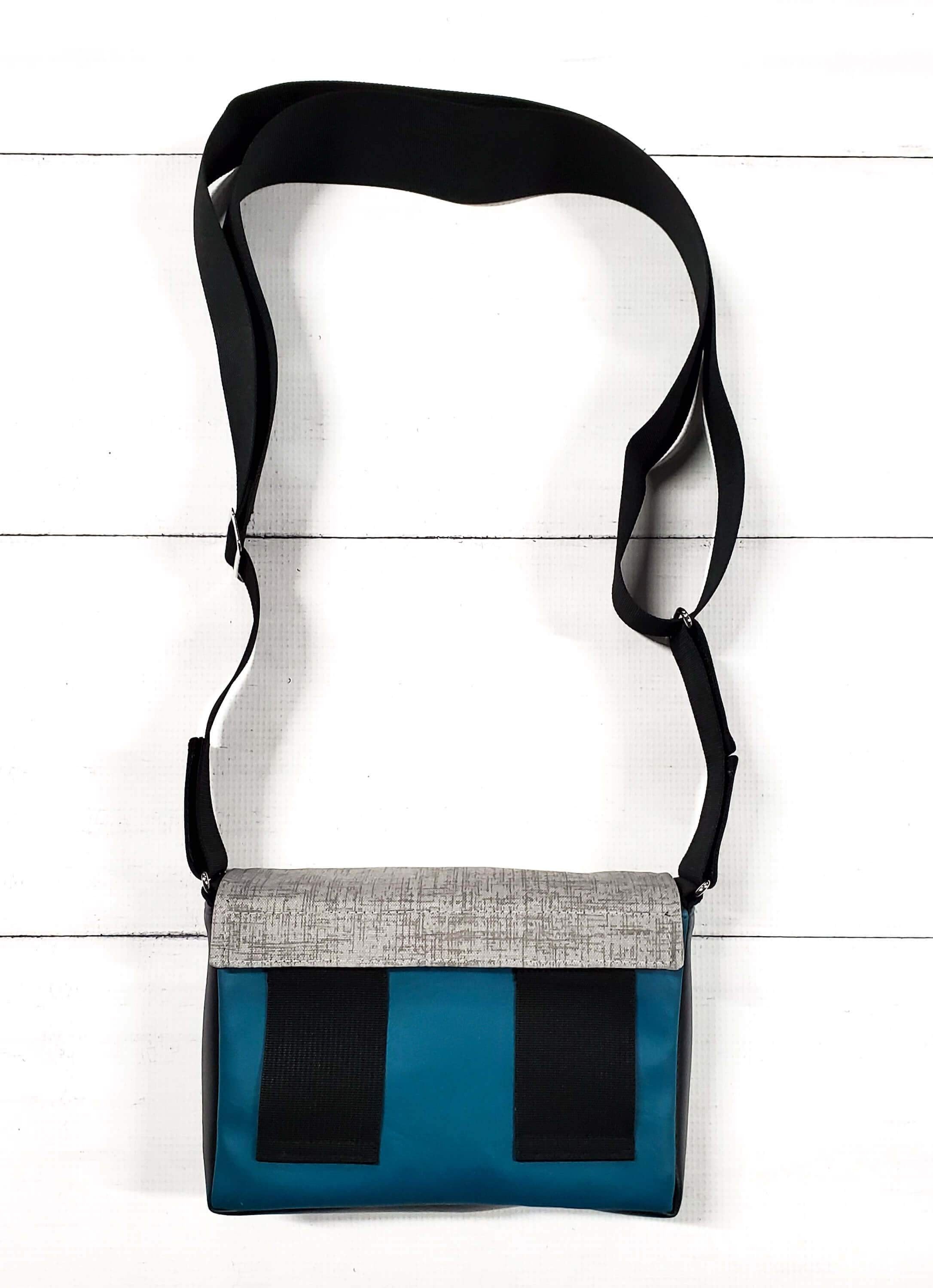 Base - 8" BananOurse Turquoise (Sac banane transformable)
