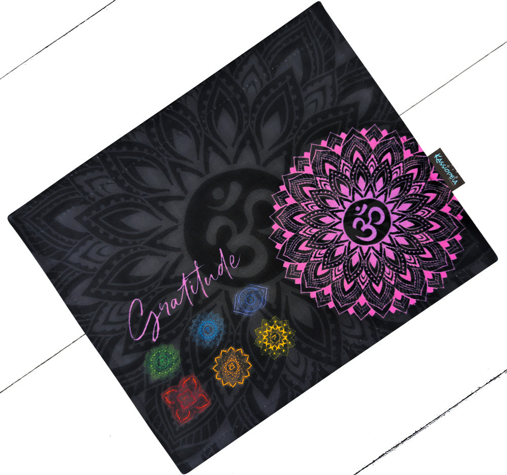 Rabat Chakra Gratitude 17"