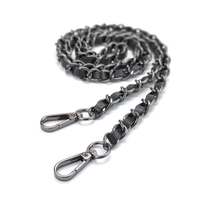 Chaînette argent brossé longue avec cuirette (à mousquetons)