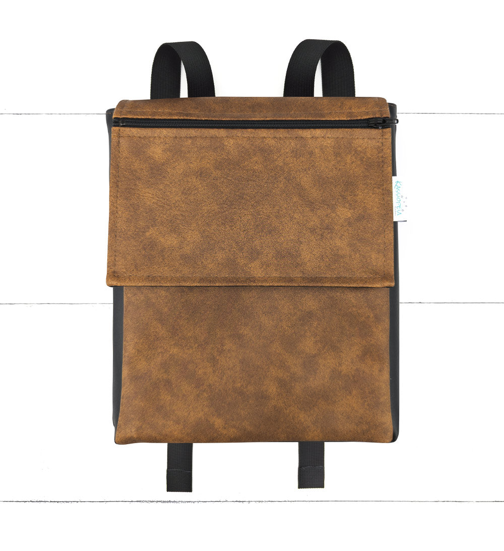 Base - 8" Mini Kangourou Noisette