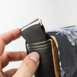 Service de couture, transformation de base avec bandoulière interchangeable