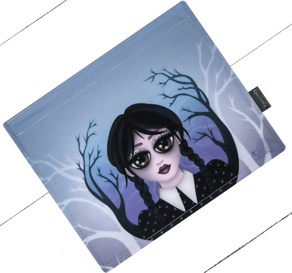 Rabat Addams 15"